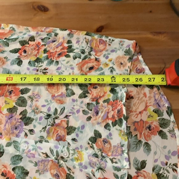 Ambiance Apparel NWOT Sheer, Sleeveless, Button Down Lightweight Summer Top - Picture 8 of 10